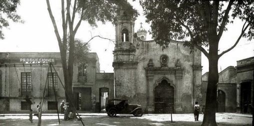 Archivo:Capilla de la Santísima concepción en los años 90.jpg