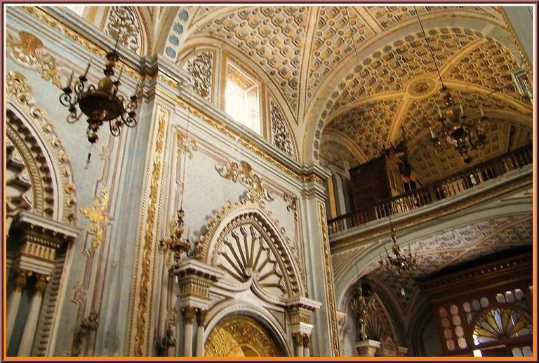 Archivo:Parroquia de San Andrés Apóstol Mixquic5.jpg