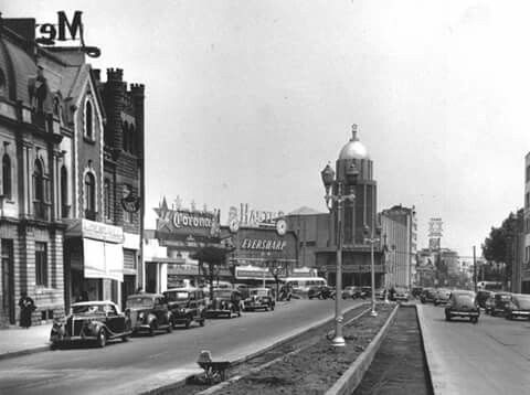 Cine Insurgentes. Circa 1941