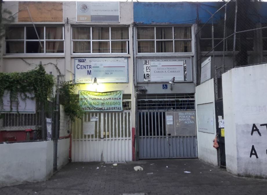 Escuela Primaria “Carlos A. Carrillo”
