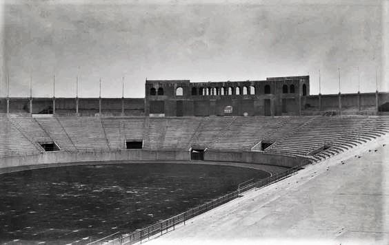 Archivo:Estadio Nacional 3.jpg