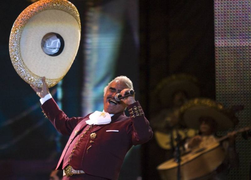 Archivo:Vicente Fernández 2009.jpg