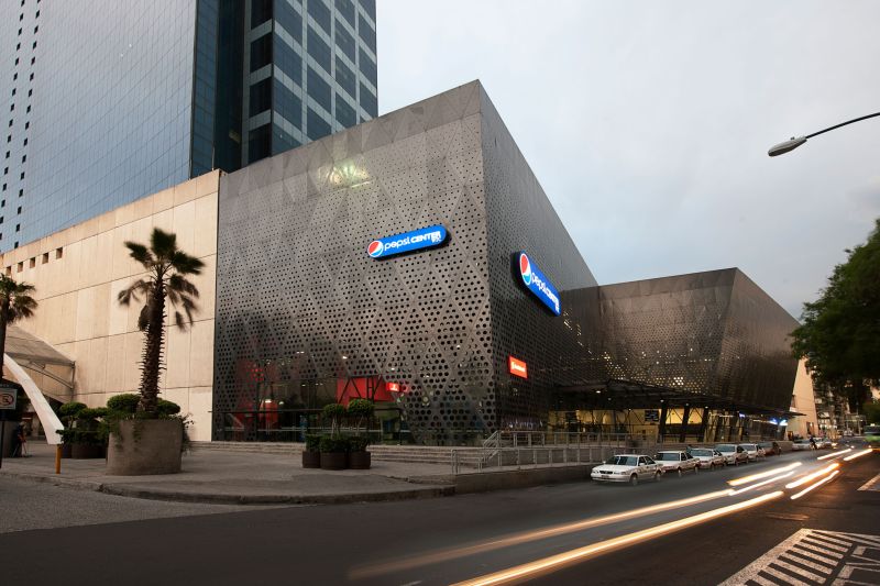 Archivo:Pepsi Center WTC.jpg