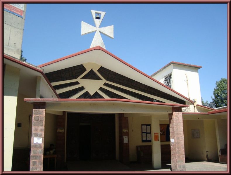 Archivo:Parroquia San Nicolas Tolentino.jpg