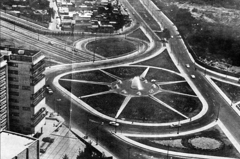 Archivo:Glorieta San Jerónimo.jpg