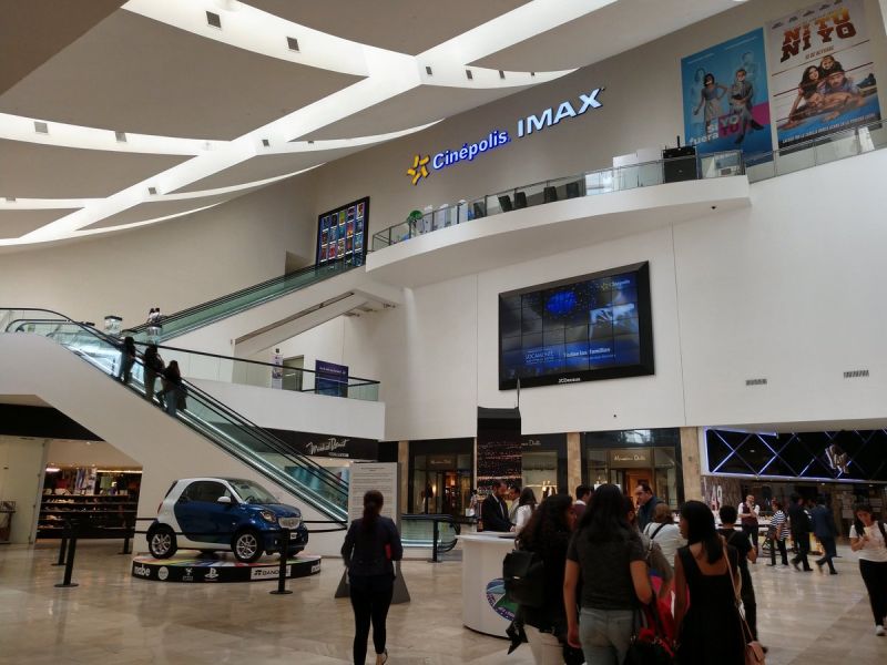 Archivo:Vip univers.jpg