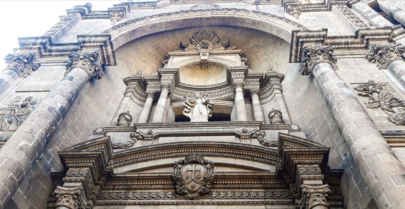 Archivo:Parroquia La Sabatina, Fachada.jpg