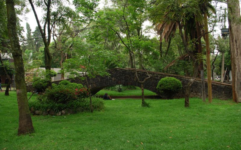 Archivo:Puente de Piedra I..jpg