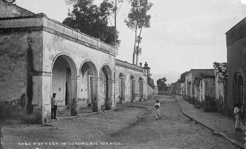 Archivo:Calle Felipe Leal .jpg