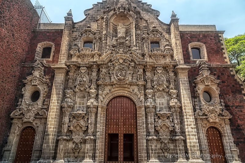 Archivo:Biblioteca Restaurada.jpg