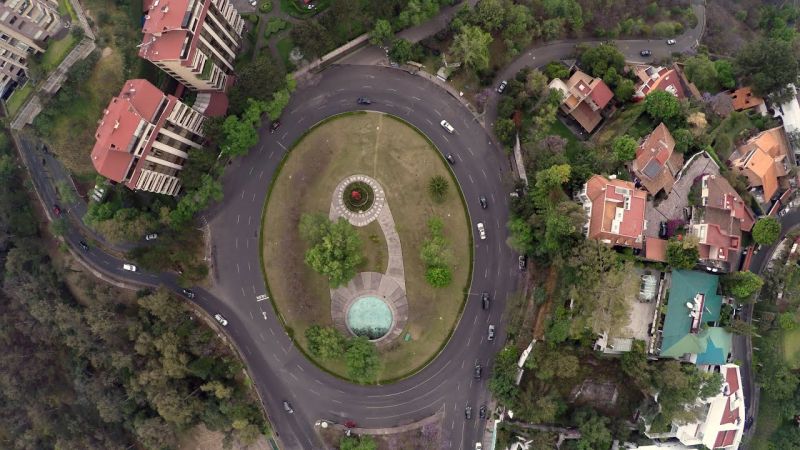 Archivo:Glorieta Bosques.jpg