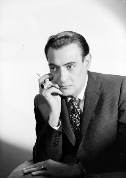 Archivo:Salvador Novo.jpg