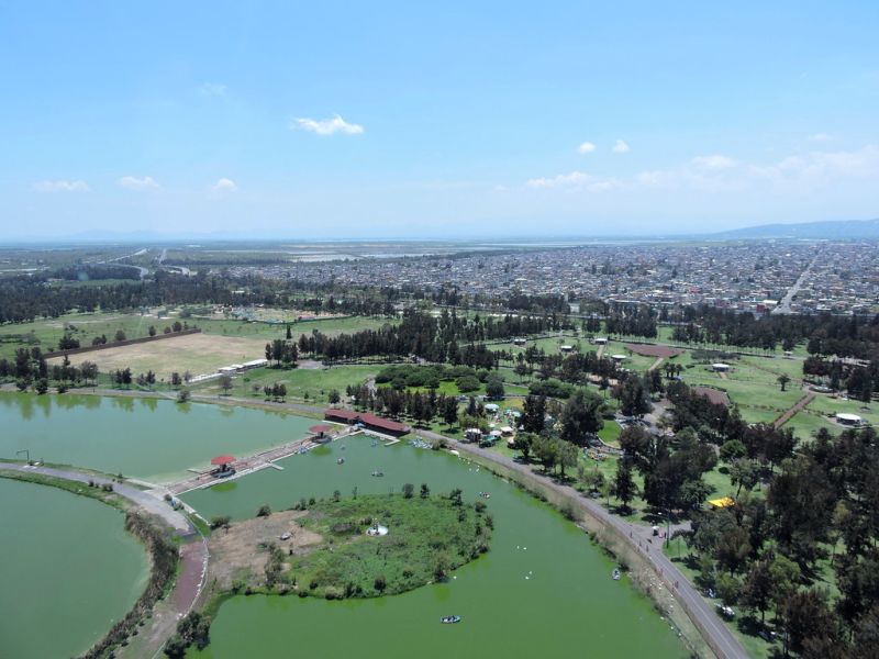 Archivo:Alameda Oriente .jpg