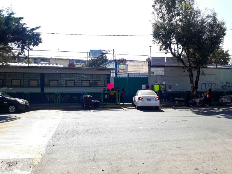 Archivo:Azc Prov EscuelaJulioVerne 131219.JPG