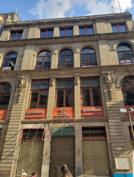 Archivo:Edificio actual.jpg