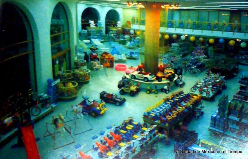 Archivo:Jugueteria Ara.jpg