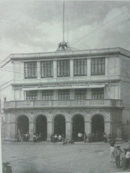 Archivo:Teatro Itur.jpg