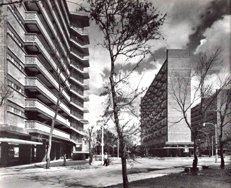 Archivo:Centro Urbano Presidente Juárez.jpg