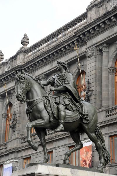 Archivo:El Caballito.jpg