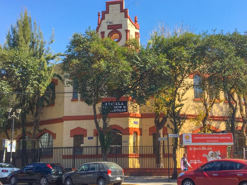 Archivo:Escuela .jpg