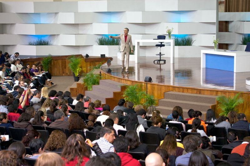 Archivo:Cursos 1.jpg