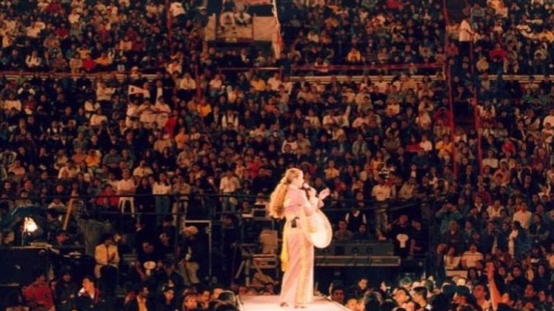 Archivo:Lucero Plaza México.jpg