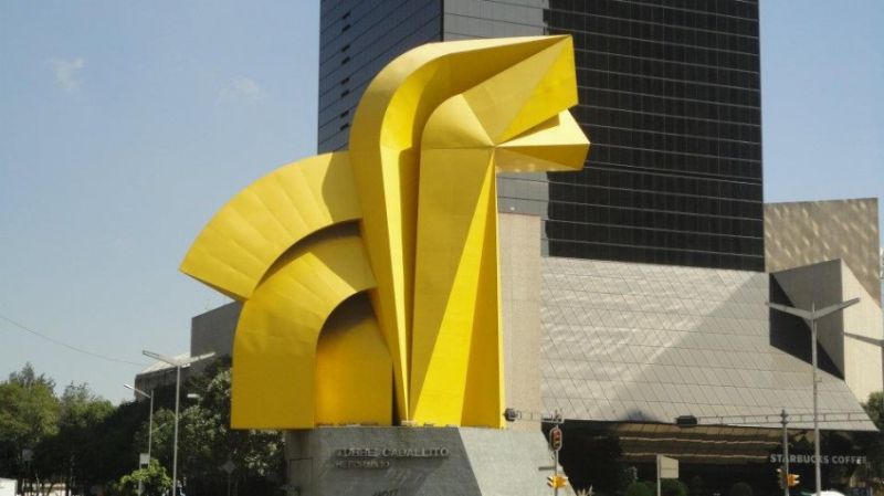 Archivo:Caballito Monumento.jpg