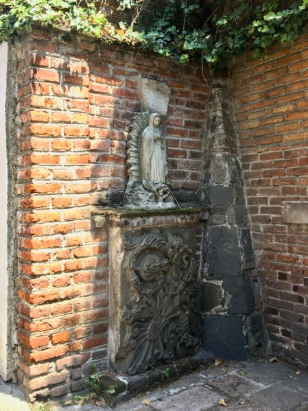 Archivo:Altar Santa Catarina.JPG