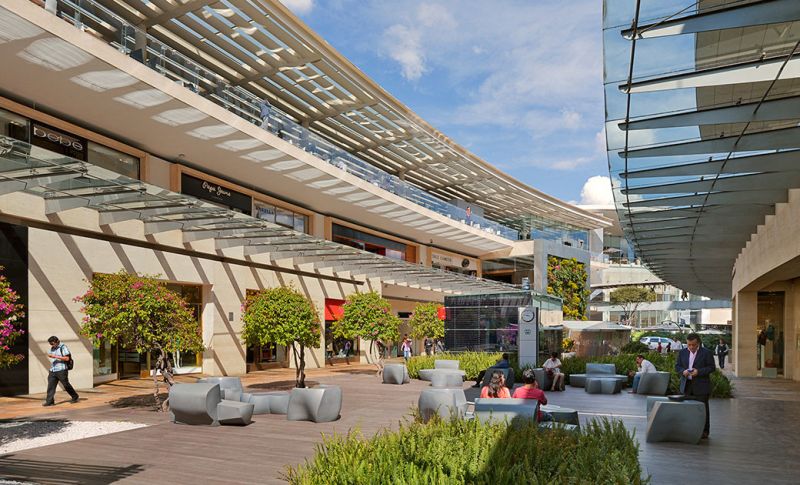 Archivo:Antara Fashion Hall .jpg