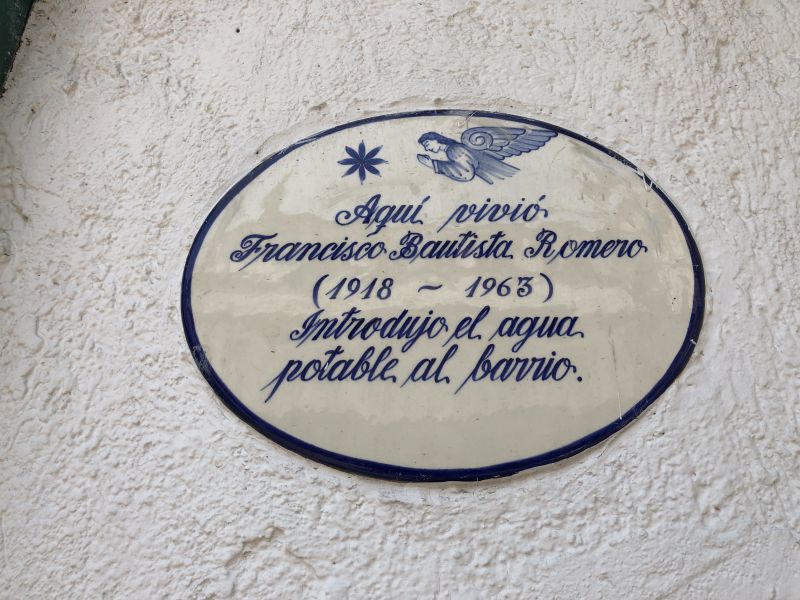 Archivo:Placa Bautista R.jpg