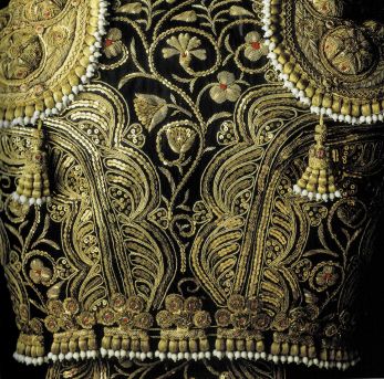 Traje para torear, negro y oro. Utilizado por Manolo Martínez