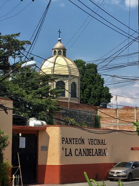 Archivo:Cúpula y Panteón Candelaria.JPG