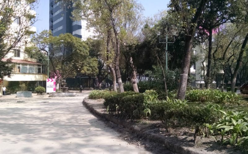 Archivo:Glorieta chilpancingo.jpeg