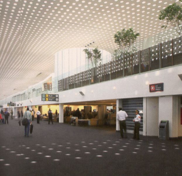Archivo:Terminal 2 b.jpg