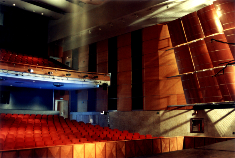 Archivo:Teatro 466 g 30281.png