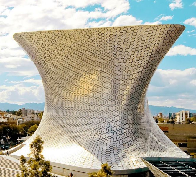 Archivo:Museo Soumaya Imagen.jpg