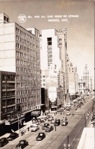Archivo:Cine Avenida.jpg