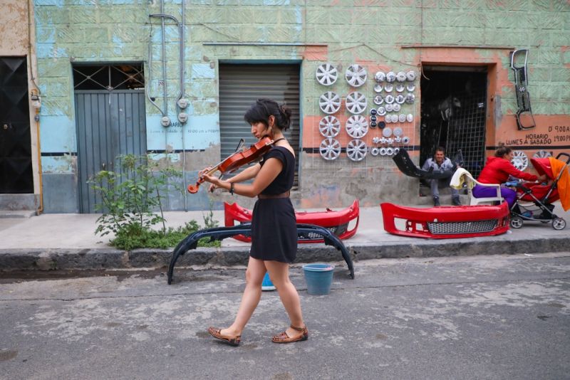 Archivo:Ex-Hipódromo 1.jpg