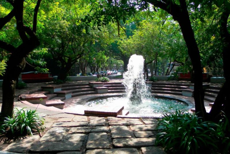 Archivo:Glorieta Schiller 2.jpg