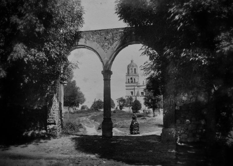 Archivo:Atrio Parroquia Coyoacán.jpg