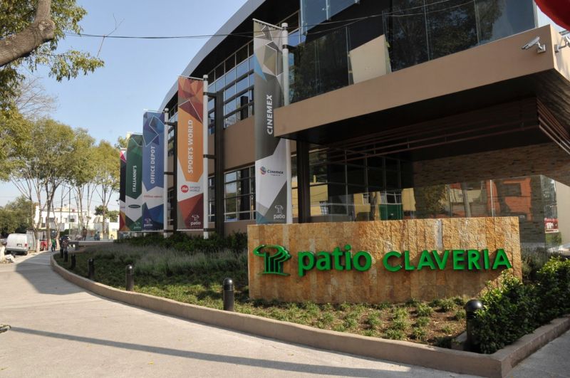 Archivo:Centro Comercial Patio Clavería.jpeg