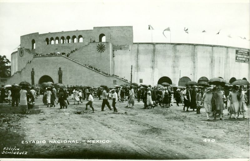 Archivo:Estadio Nacional.jpg
