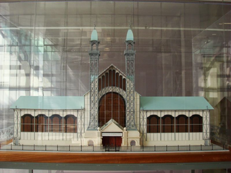 Archivo:Maqueta del museo chopo.jpg