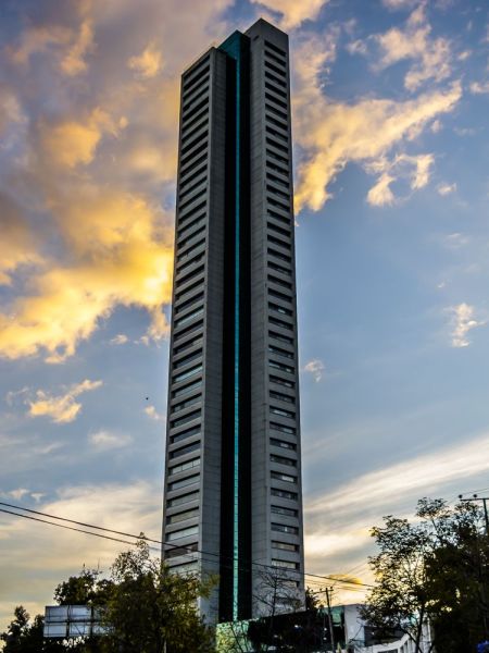 Archivo:Torre Altus CDMX.jpg
