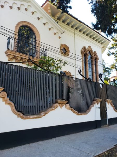 Archivo:Av. Thiers.jpg