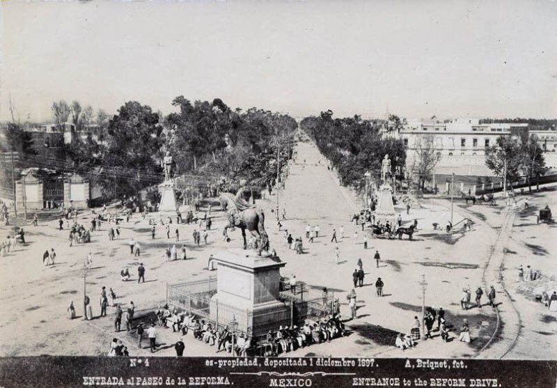 Archivo:Escultura del Caballito .jpg